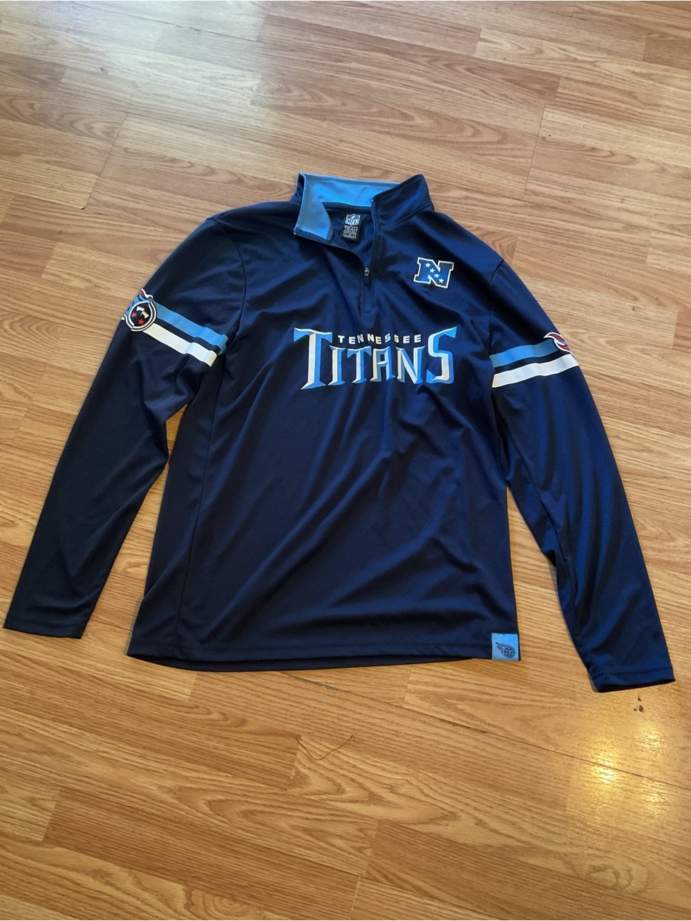 Women’s:Tennessee Titans Navy Pullover Quarter-Zip Sz.M. Long Sleeve